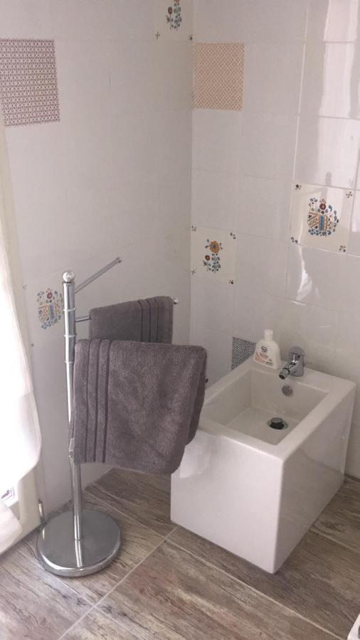 B&B Da Manu Monserrato Ngoại thất bức ảnh